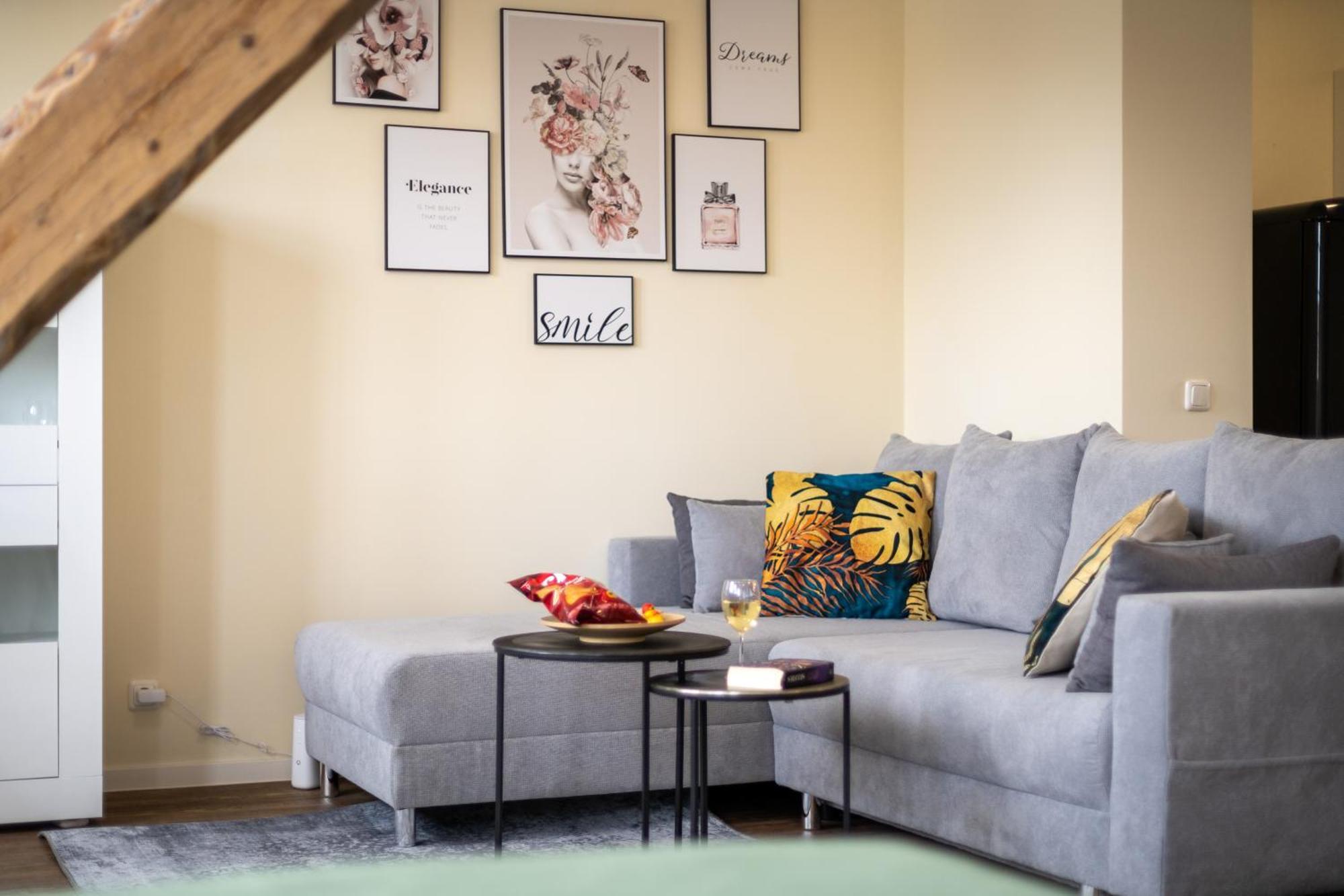 Maracoon - Suite Studios Krefeld Uerdingen I 20 Min Zur Messe Dış mekan fotoğraf